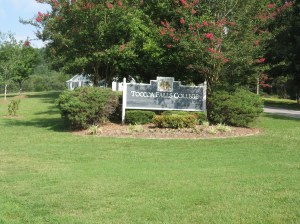 Toccoa Sign